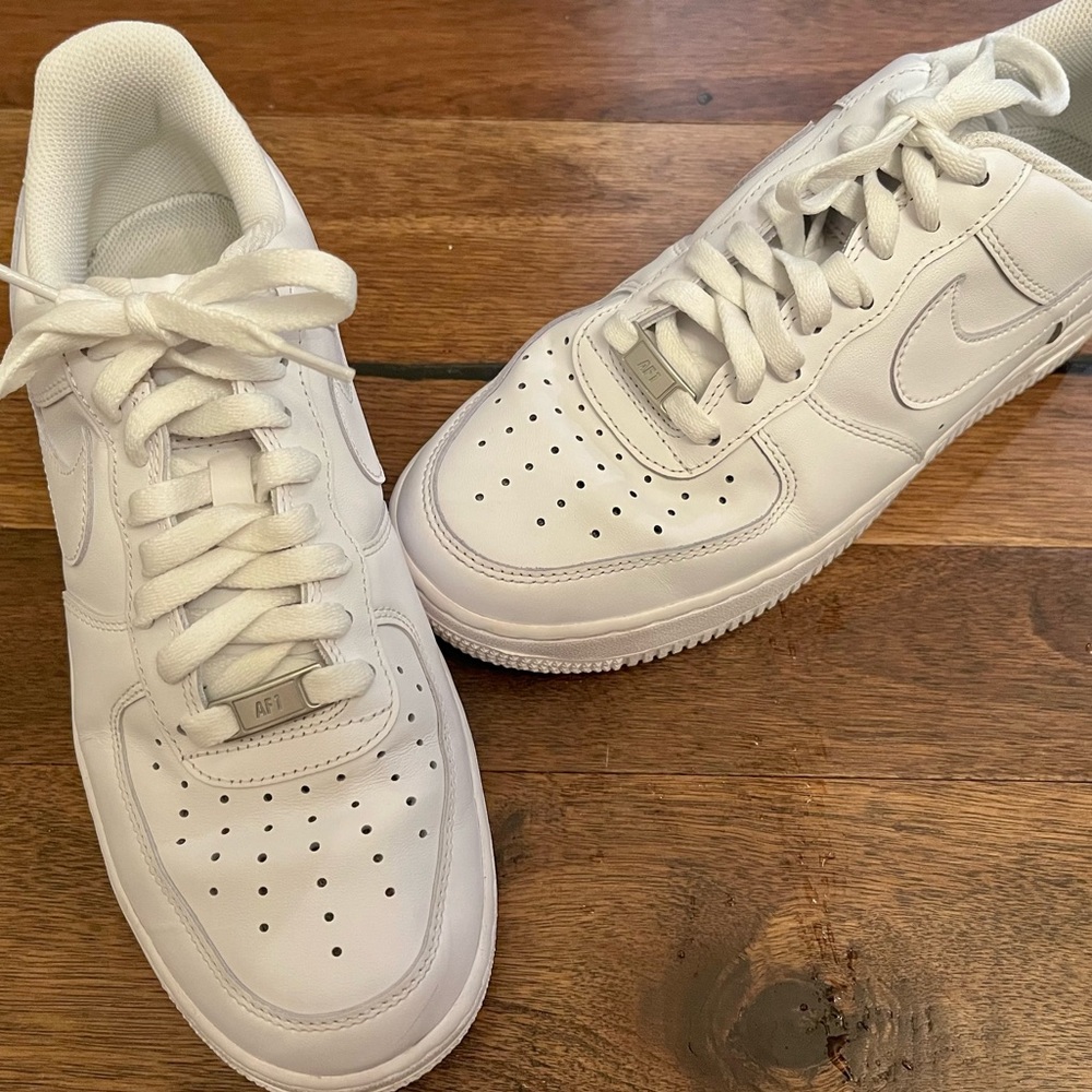 Womens Nike Air Force 1. Size 10